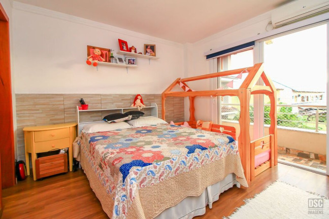 Imagem Casa com 3 Quartos à Venda, 120 m² em Guarujá - Porto Alegre Imagem Casa com 3 Quartos à Venda, 120 m² em Guarujá - Porto Alegre