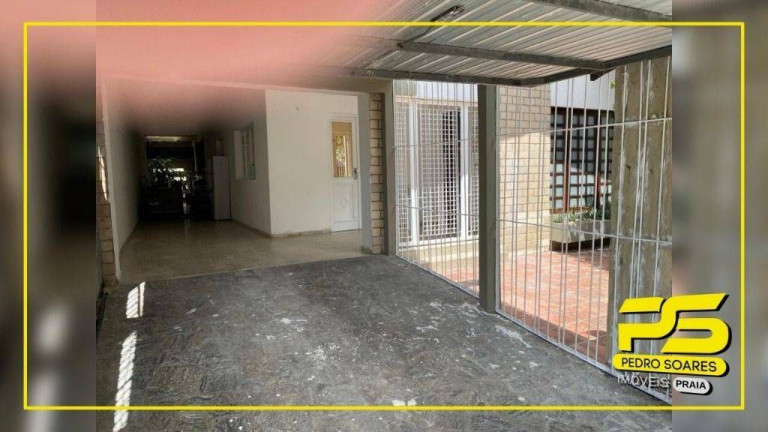 Casa com 4 Quartos à Venda, 250 m² em Centro - João Pessoa