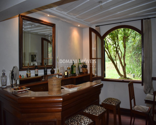Imagem Casa com 4 Quartos à Venda, 740 m² em Região De Descansópolis - Campos Do Jordão Imagem Casa com 4 Quartos à Venda, 740 m² em Região De Descansópolis - Campos Do Jordão