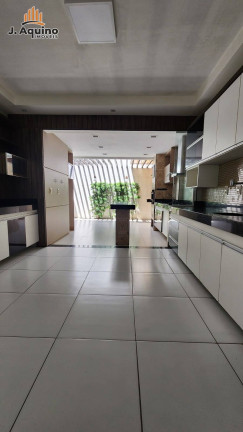 Imagem Casa à Venda, em Fortaleza Imagem Casa à Venda, em Fortaleza
