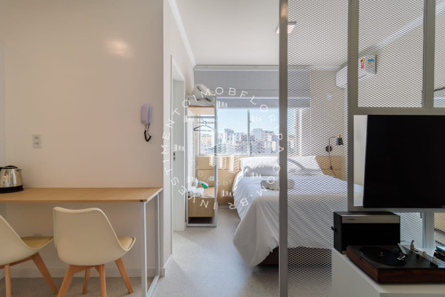 Imagem Apartamento com 1 Quarto à Venda, 32 m² em Centro - Florianópolis Imagem Apartamento com 1 Quarto à Venda, 32 m² em Centro - Florianópolis