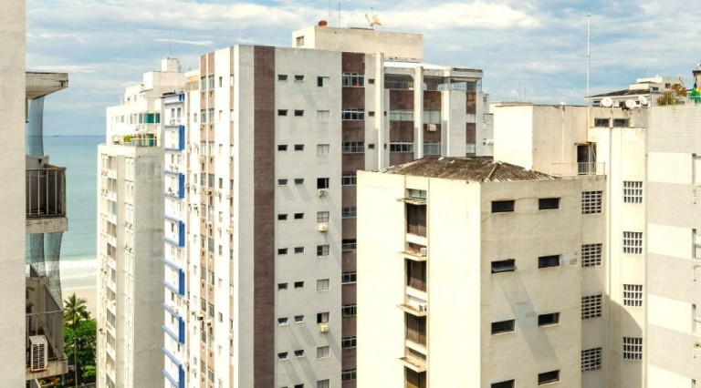 Imagem Apartamento com 3 Quartos à Venda, 175 m² em Pitangueiras - Guarujá Imagem Apartamento com 3 Quartos à Venda, 175 m² em Pitangueiras - Guarujá