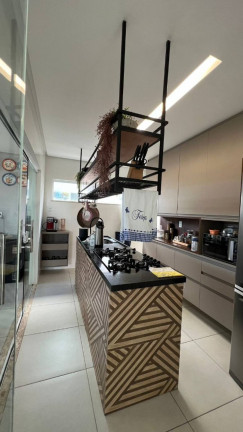 Imagem Casa com 4 Quartos à Venda, 250 m² em Centro - Barra Dos Coqueiros Imagem Casa com 4 Quartos à Venda, 250 m² em Centro - Barra Dos Coqueiros