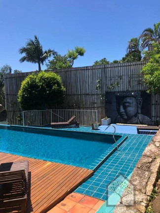 Imagem Casa com 5 Quartos à Venda, 500 m² em Sambaqui - Florianópolis Imagem Casa com 5 Quartos à Venda, 500 m² em Sambaqui - Florianópolis