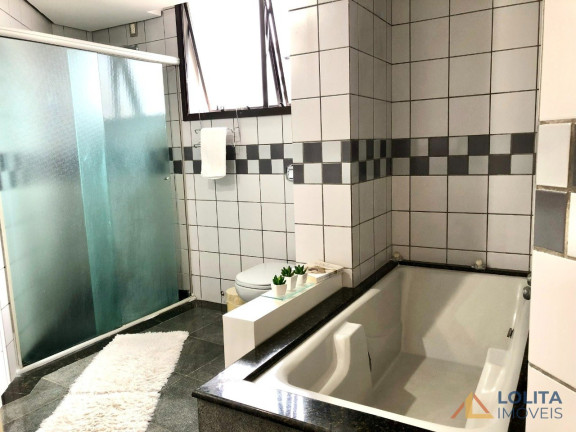 Imagem Apartamento com 3 Quartos à Venda, 156 m² em Centro - Florianopolis