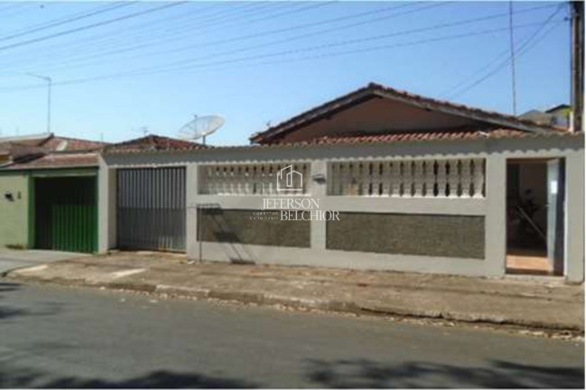 Imagem Casa com 3 Quartos à Venda, 135 m² em Aterrado - Mogi Mirim Imagem Casa com 3 Quartos à Venda, 135 m² em Aterrado - Mogi Mirim