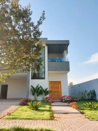 Sobrado com 4 Quartos à Venda, 304 m² em Residencial Lago Azul - Engenheiro Coelho