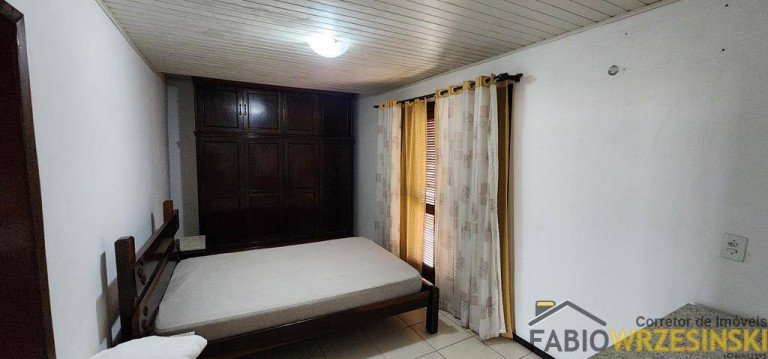 Imagem Sobrado com 4 Quartos para Alugar, 200 m² em Anita Garibaldi - Joinville Imagem Sobrado com 4 Quartos para Alugar, 200 m² em Anita Garibaldi - Joinville