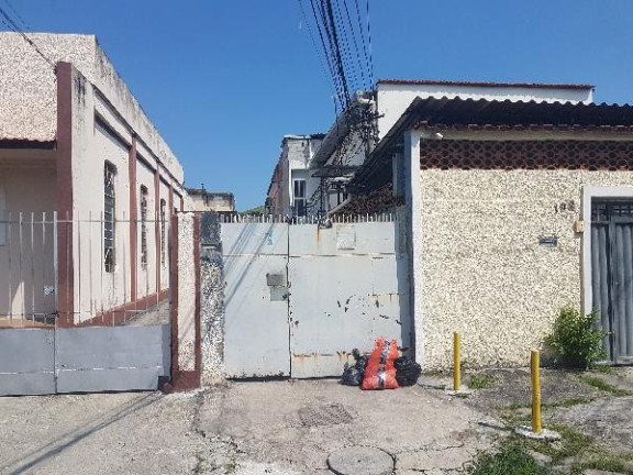 Casa com 2 Quartos à Venda, 528 m² em Realengo - Rio De Janeiro