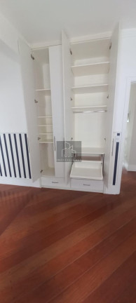 Imagem Casa com 4 Quartos à Venda, 315 m² em Alphaville - Santana De Parnaíba Imagem Casa com 4 Quartos à Venda, 315 m² em Alphaville - Santana De Parnaíba
