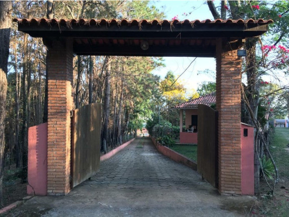Imagem Imóvel com 6 Quartos à Venda, 1.500 m² em Zona Rural - Joanópolis