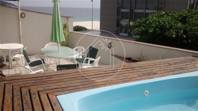 Imagem Cobertura com 5 Quartos à Venda, 390 m² em Barra Da Tijuca - Rio De Janeiro