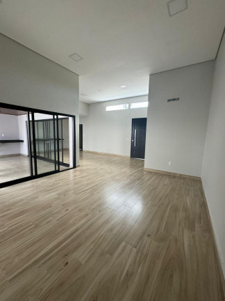 Imagem Casa com 3 Quartos à Venda, 185 m² em Aparecidinha - Sorocaba Imagem Casa com 3 Quartos à Venda, 185 m² em Aparecidinha - Sorocaba