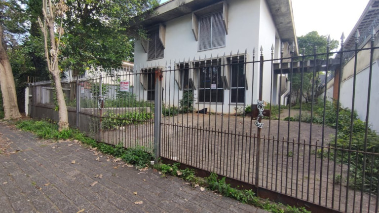 Casa com 4 Quartos à Venda, 350 m² em Alto De Pinheiros - São Paulo