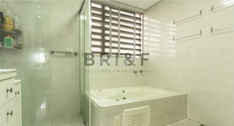 Imagem Apartamento com 3 Quartos à Venda, 120 m² em Itaim Bibi - São Paulo Imagem Apartamento com 3 Quartos à Venda, 120 m² em Itaim Bibi - São Paulo