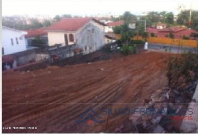 Imagem Terreno à Venda, 2.371 m² em Pituaçu - Salvador Imagem Terreno à Venda, 2.371 m² em Pituaçu - Salvador