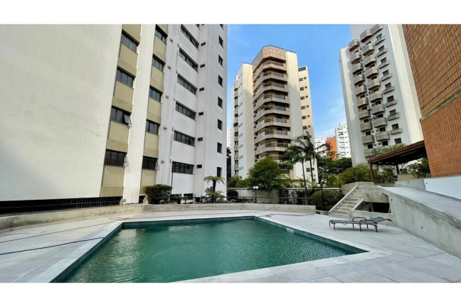 Imagem Imóvel com 3 Quartos à Venda, 240 m² em Campo Belo - São Paulo