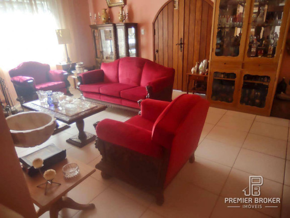 Imagem Casa com 3 Quartos à Venda, 200 m² em Albuquerque - Teresópolis Imagem Casa com 3 Quartos à Venda, 200 m² em Albuquerque - Teresópolis