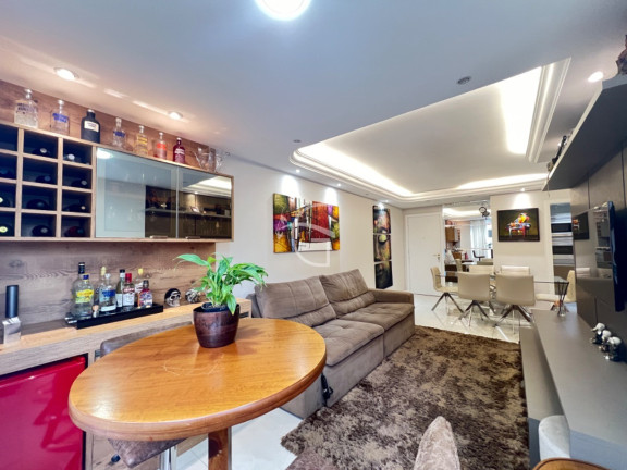Apartamento com 3 Quartos à Venda, 103 m² em Atiradores - Joinville