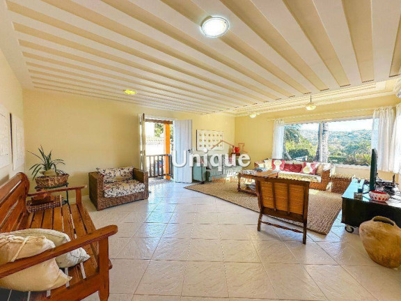 Imagem Casa com 4 Quartos à Venda, 250 m² em Ferradura - Armação Dos Búzios Imagem Casa com 4 Quartos à Venda, 250 m² em Ferradura - Armação Dos Búzios