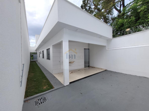 Imagem Casa com 3 Quartos à Venda, 115 m² em Parque Veiga Jardim - Aparecida De Goiânia