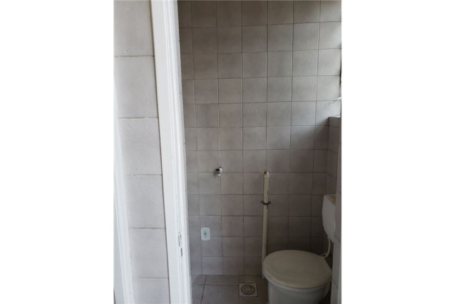 Imagem Imóvel com 2 Quartos à Venda,  em Auxiliadora - Porto Alegre