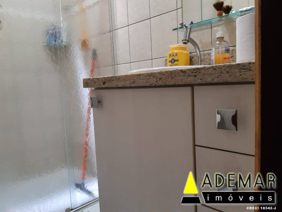 Imagem Casa com 3 Quartos à Venda, 250 m² em Piraporinha - Diadema