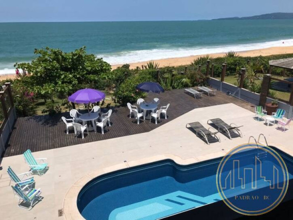 Casa com 4 Quartos para Temporada, 380 m² em Estaleiro - Balneário Camboriú
