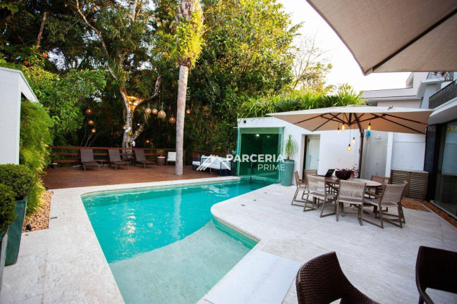 Imagem Casa com 6 Quartos à Venda, 450 m² em Riviera Módulo 21 - Bertioga Imagem Casa com 6 Quartos à Venda, 450 m² em Riviera Módulo 21 - Bertioga