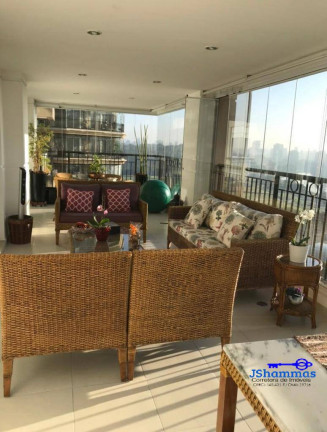 Imagem Apartamento com 4 Quartos à Venda, 250 m² em Panamby - São Paulo