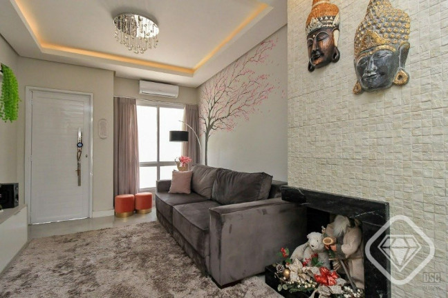 Imagem Casa com 2 Quartos à Venda, em Hípica - Porto Alegre Imagem Casa com 2 Quartos à Venda, em Hípica - Porto Alegre