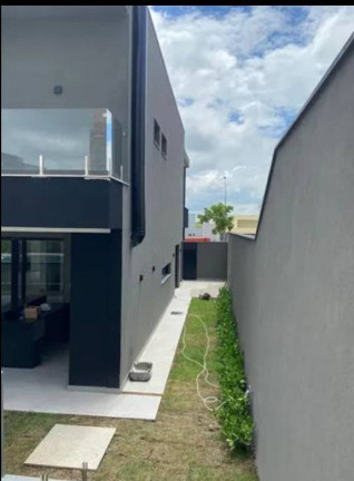 Imagem Casa com 4 Quartos à Venda, em Urbanova - São José Dos Campos Imagem Casa com 4 Quartos à Venda, em Urbanova - São José Dos Campos
