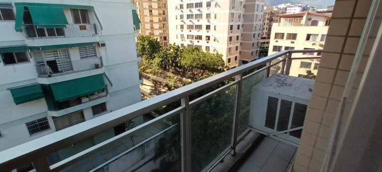 Imagem Apartamento com 4 Quartos à Venda, 261 m² em Freguesia (jacarepaguá) - Rio De Janeiro