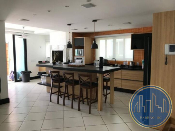 Imagem Casa com 4 Quartos para Temporada, 380 m² em Estaleiro - Balneário Camboriú