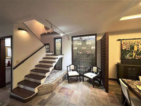 Imagem Casa com 3 Quartos à Venda ou Locação, 300 m² em Jardim Semiramis - Cotia