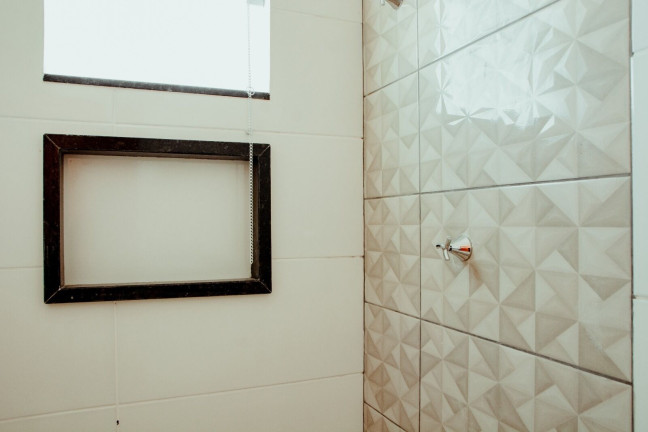 Imagem Casa com 2 Quartos à Venda, 80 m²
