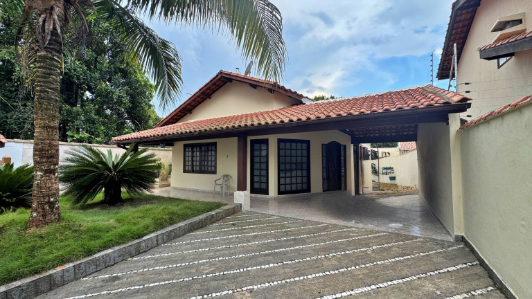 Imagem Casa com 3 Quartos à Venda, 180 m² em São Lourenço - Bertioga Imagem Casa com 3 Quartos à Venda, 180 m² em São Lourenço - Bertioga