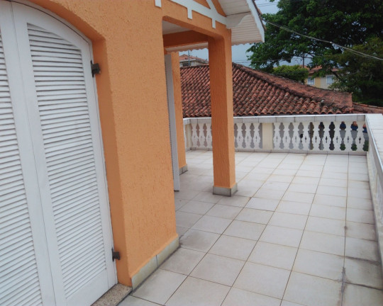 Imagem Sobrado com 3 Quartos à Venda, em Itararé - São Vicente Imagem Sobrado com 3 Quartos à Venda, em Itararé - São Vicente