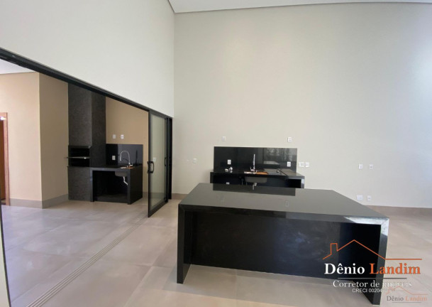 Imagem Casa com 3 Quartos à Venda, 180 m² em Augusta Mota - Montes Claros