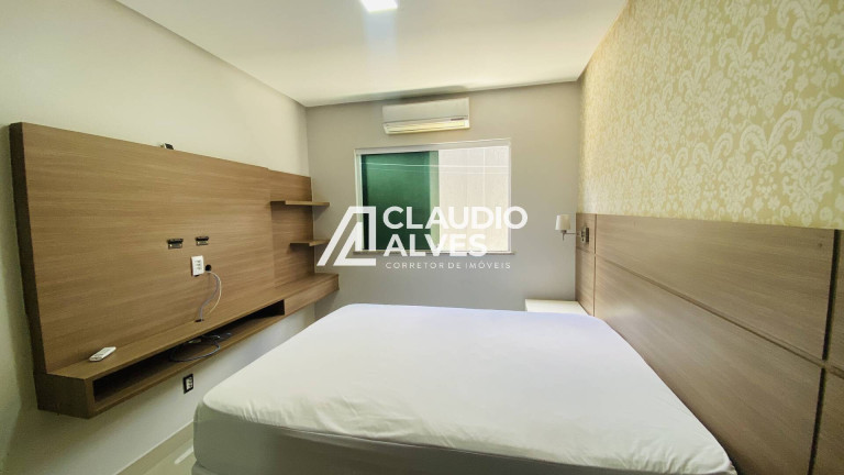 Imagem Casa de Condomínio com 4 Quartos à Venda, 280 m² em Parque Ipê - Feira De Santana