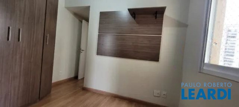 Imagem Apartamento com 2 Quartos à Venda, 60 m² em Campestre - Santo André