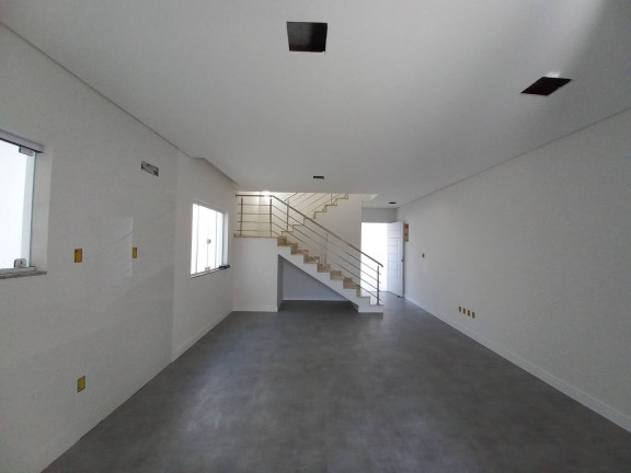 Imagem Casa com 3 Quartos à Venda, 144 m² em Bom Retiro - Joinville