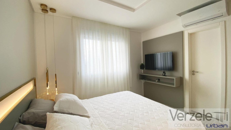 Imagem Apartamento com 4 Quartos à Venda, 240 m² em Centro - Balneário Camboriú