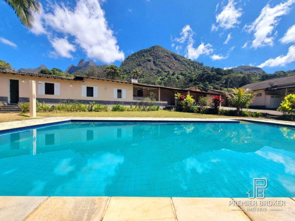 Imagem Casa com 4 Quartos à Venda, 354 m² em Granja Guarani - Teresópolis Imagem Casa com 4 Quartos à Venda, 354 m² em Granja Guarani - Teresópolis