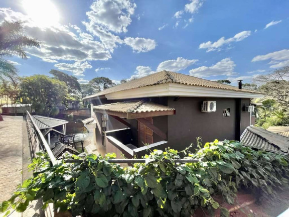 Imagem Casa com 5 Quartos à Venda, em Fazendinha - Chác. Sta. Lúcia - Carapicuíba Imagem Casa com 5 Quartos à Venda, em Fazendinha - Chác. Sta. Lúcia - Carapicuíba