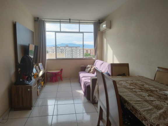 Imagem Imóvel com 2 Quartos à Venda, 70 m² em Praça Seca - Rio De Janeiro Imagem Imóvel com 2 Quartos à Venda, 70 m² em Praça Seca - Rio De Janeiro