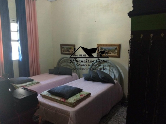 Imagem Casa com 2 Quartos à Venda, 130 m² em Centro - Guaratinguetá Imagem Casa com 2 Quartos à Venda, 130 m² em Centro - Guaratinguetá