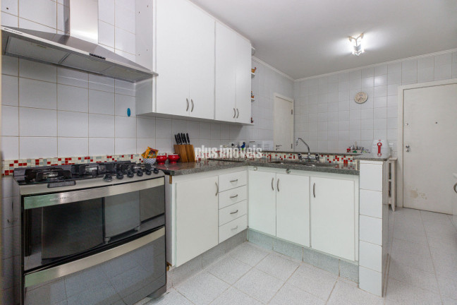 Imagem Apartamento com 3 Quartos à Venda, 151 m² em Real Parque - São Paulo Imagem Apartamento com 3 Quartos à Venda, 151 m² em Real Parque - São Paulo