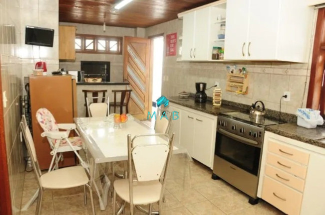 Imagem Sobrado com 3 Quartos à Venda, 320 m² em Ingleses Do Rio Vermelho - Florianópolis
