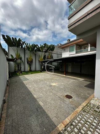 Imagem Casa com 3 Quartos à Venda,  em Iririú - Joinville